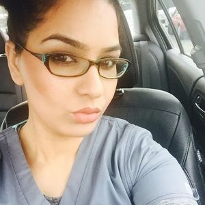 Meet your Posher, Pakeeza